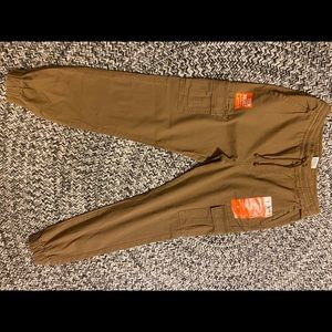 Men’s Jogger/Cargo pant - size small